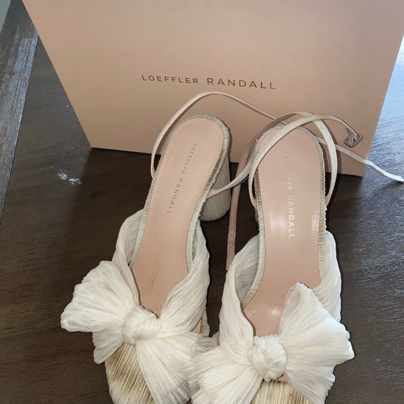 Loeffler Randall Camellia Pearl Pleated Bow Heel - Picture 7 of 10